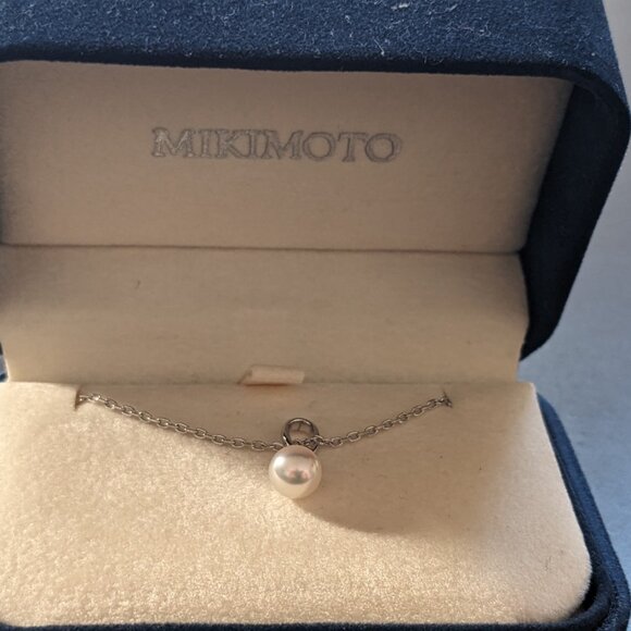 Pearl and Diamond Necklace by Mikimoto - gorgeous - Picture 6 of 8